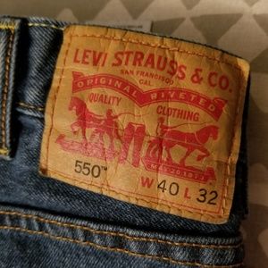 🔥🔥🔥🔥HP Mens Levi jeans🔥🔥🔥🔥HP💯💯💯